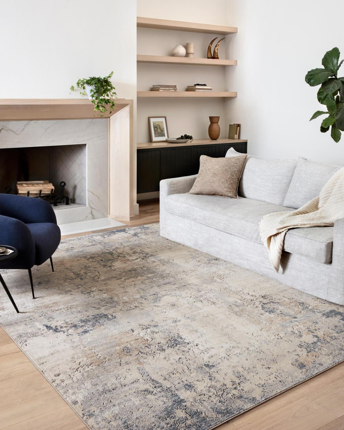 Loloi Teagan Sand / Mist 2'-8" x 13' Runner Rug