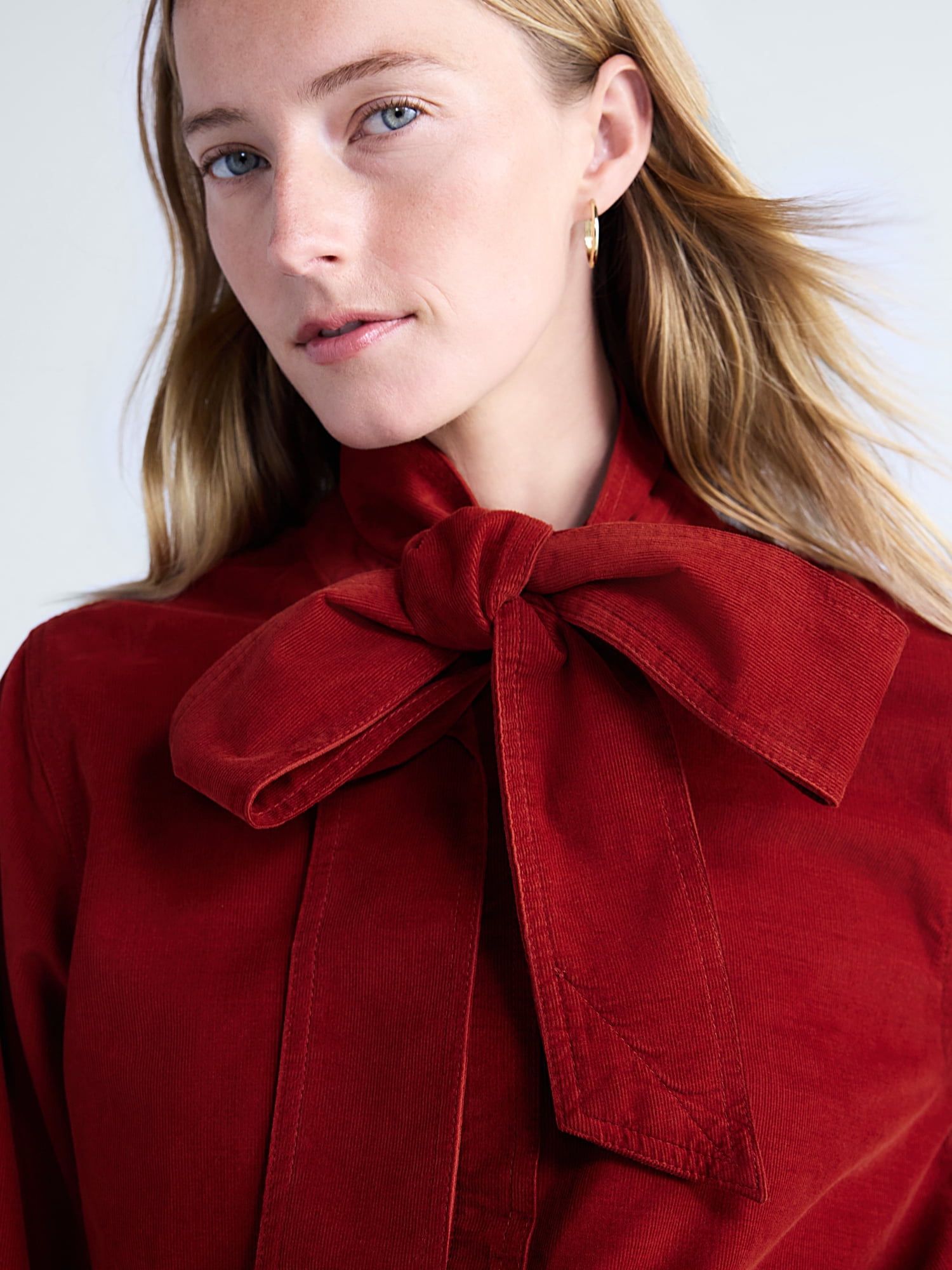 Free Assembly Women's and Women's Plus Long Sleeve Tie Neck Shirt, Sizes XS-4X