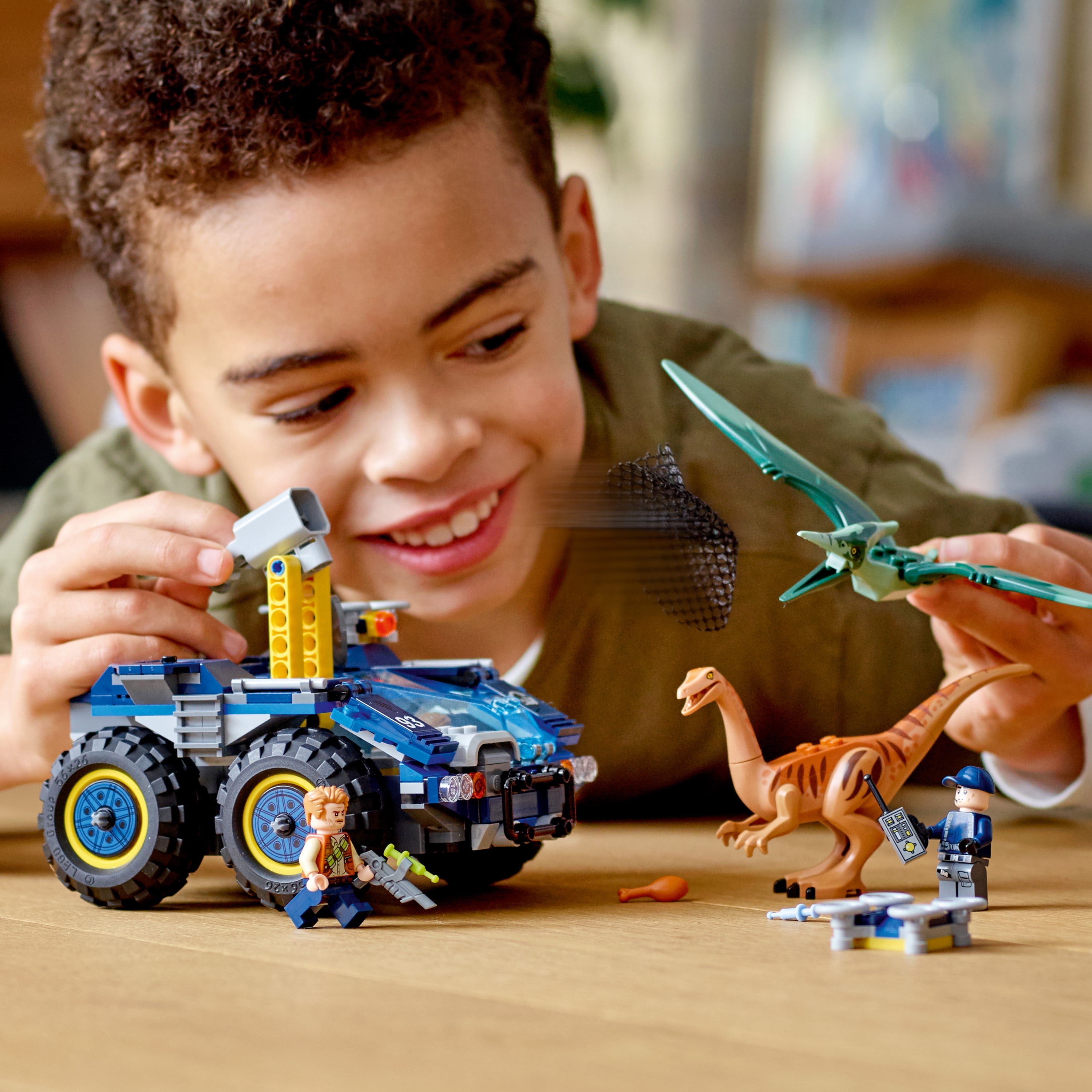 LEGO - Jurassic World - Galliminimus and Pteranodon Breakout