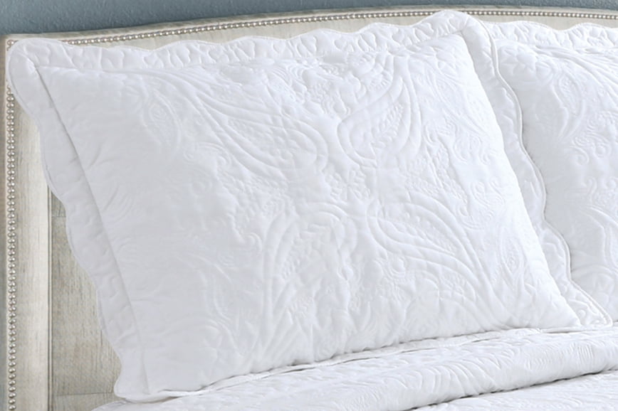 Marina Decoration Embroidered Stitching Coverlet Bedspread Ultra Soft Solid Bedding Summer Quilt Set with Quilted Sham