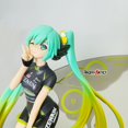 thumbnail image 2 of Hatsune Miku figura anime periférico mariposa bidimensional hermosa niña arrodillada ornamento modelo muñeca hecha a mano, 2 of 5