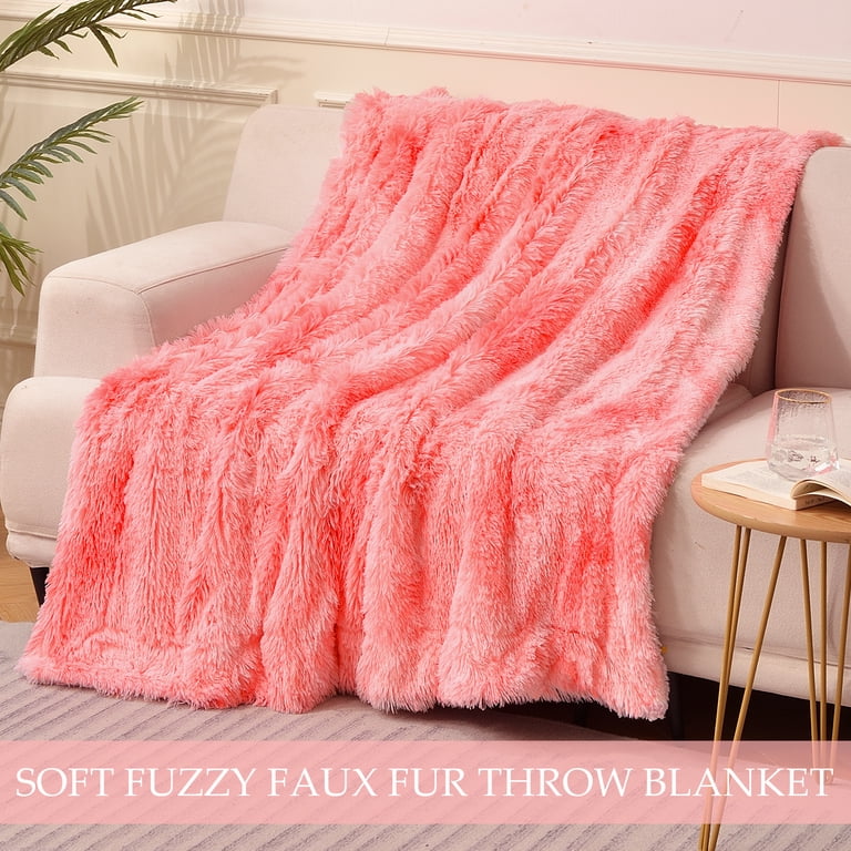 Exclusivo Mezcla 50" x 60" Fuzzy Faux Fur Throw Blanket photo 6