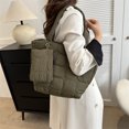 thumbnail image 1 of Bolso de mano acolchado para mujer Bolso de hombro de invierno con monedero Bolso hobo con cremallera (verde), 1 of 5