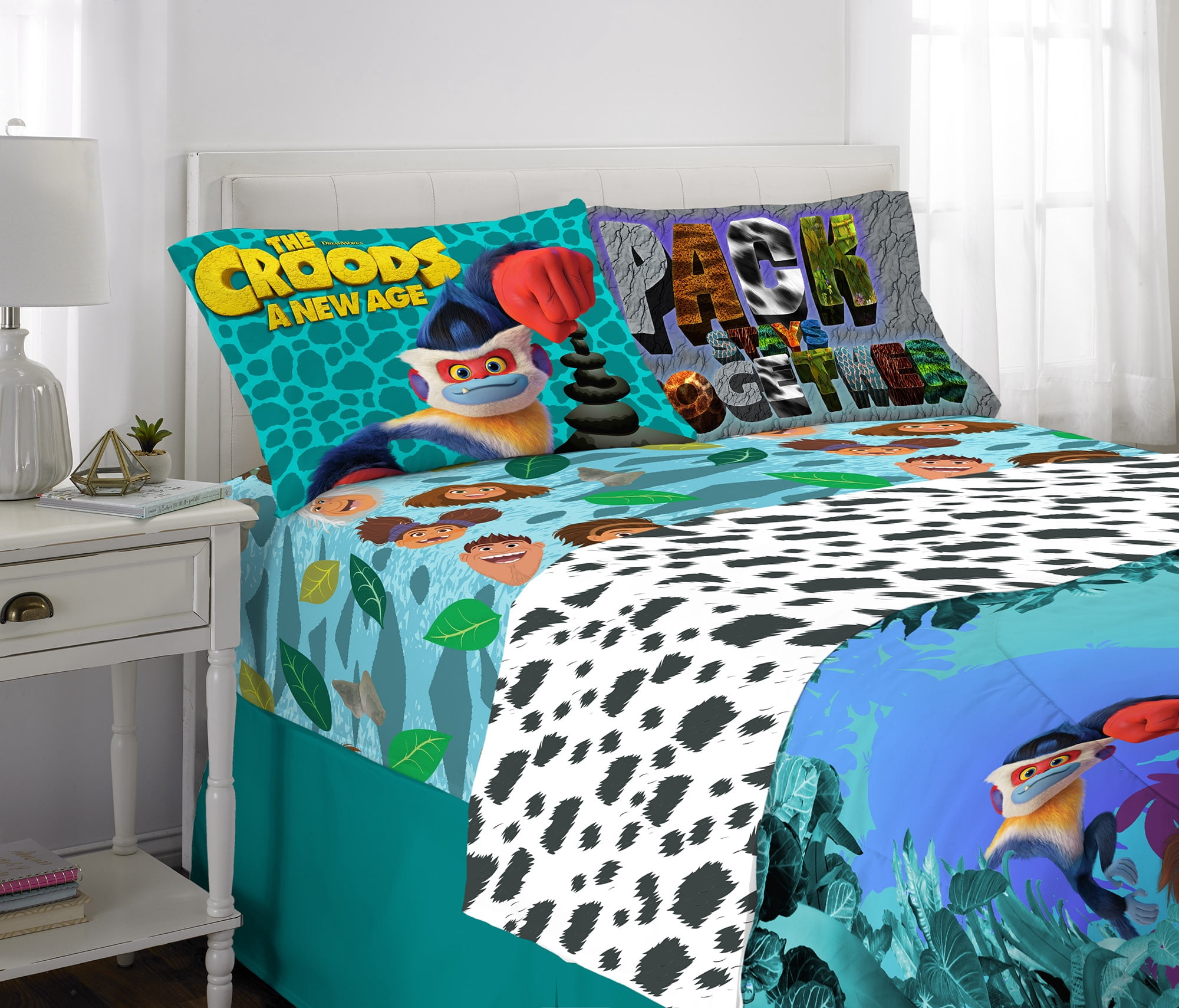 The Croods 2 Kids Full Bed in a Bag, Comforter and Sheets, Blue, DreamWorks