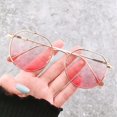 thumbnail image 1 of Lentes De Sol De Marco Cuadrado Vintage Polarizados Clásicos De Arroz De Uñas Gafas Los Hombres Y Las Mujeres De Moda Protección UV400, 1 of 4