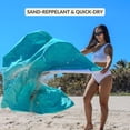 thumbnail image 4 of Manta de playa Handy Beach Goods, 178 x 178 cm, alfombrilla resistente a la arena, 4 of 9