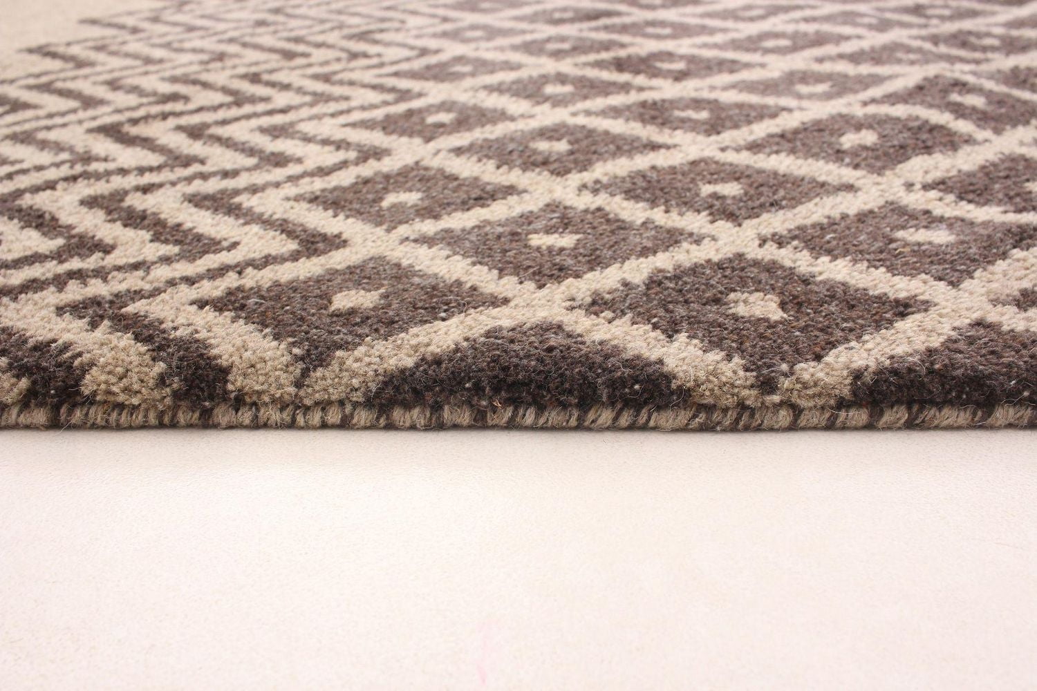 ECARPETGALLERY 5'5" x 8'0" Moroccan Tangier Hand-knotted Area Rug for Living Room, Dining Room and Bedroom in Brown