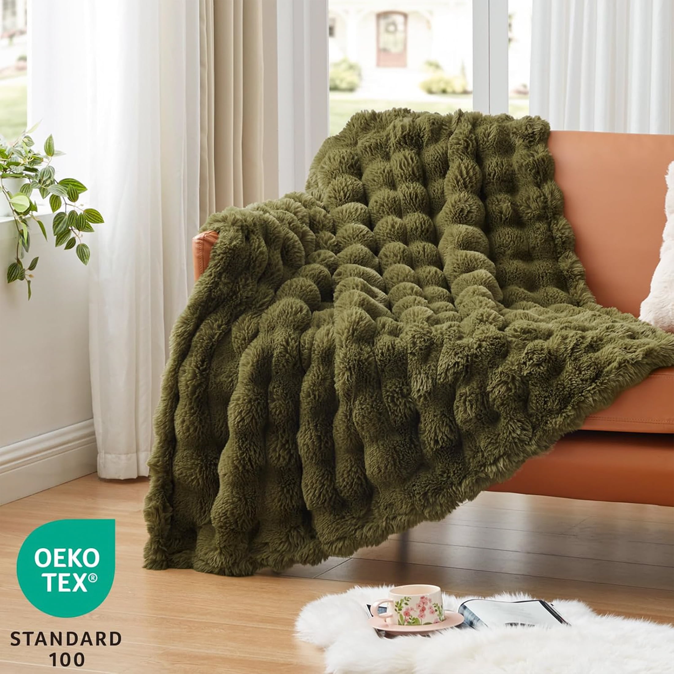Love's cabin Faux Rabbit Fur Fleece Throw Blanket for Couch, Soft Plush Fuzzy Double-Sided Bubble Fluffy Blanket, 50" x 60", Dark Green