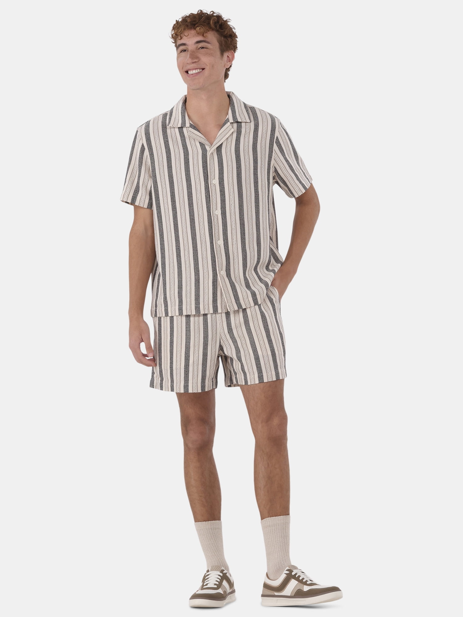 No Boundaries Textured Fabric Shirt with Short Sleeves, Men's & Big Men's