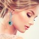 thumbnail image 2 of Los pendientes con borlas son modernos, versátiles, elegantes y con estilo para las orejas de las mujeres., 2 of 5