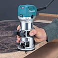 thumbnail image 4 of Enrutador compacto Makita RT0701CX7 de 1,25 HP con velocidad variable, 4 of 8