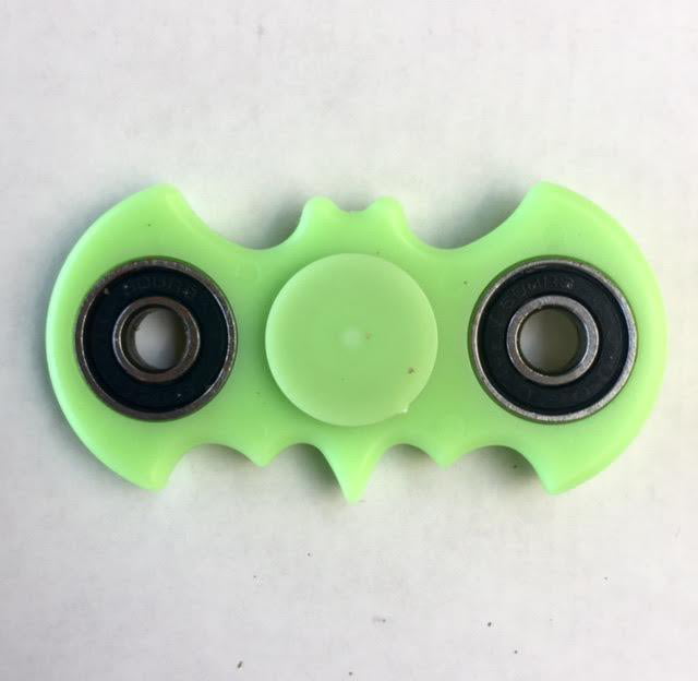 1x Bat Hand Spinner Fidget Toys Hand Spinner Autism Stress Relief Party Bag 