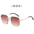 thumbnail image 1 of Lunettes de Soleil Mode 2023 pour Femmes Sans Bordure Carrée Dégradée Protection Uv, 1 of 1