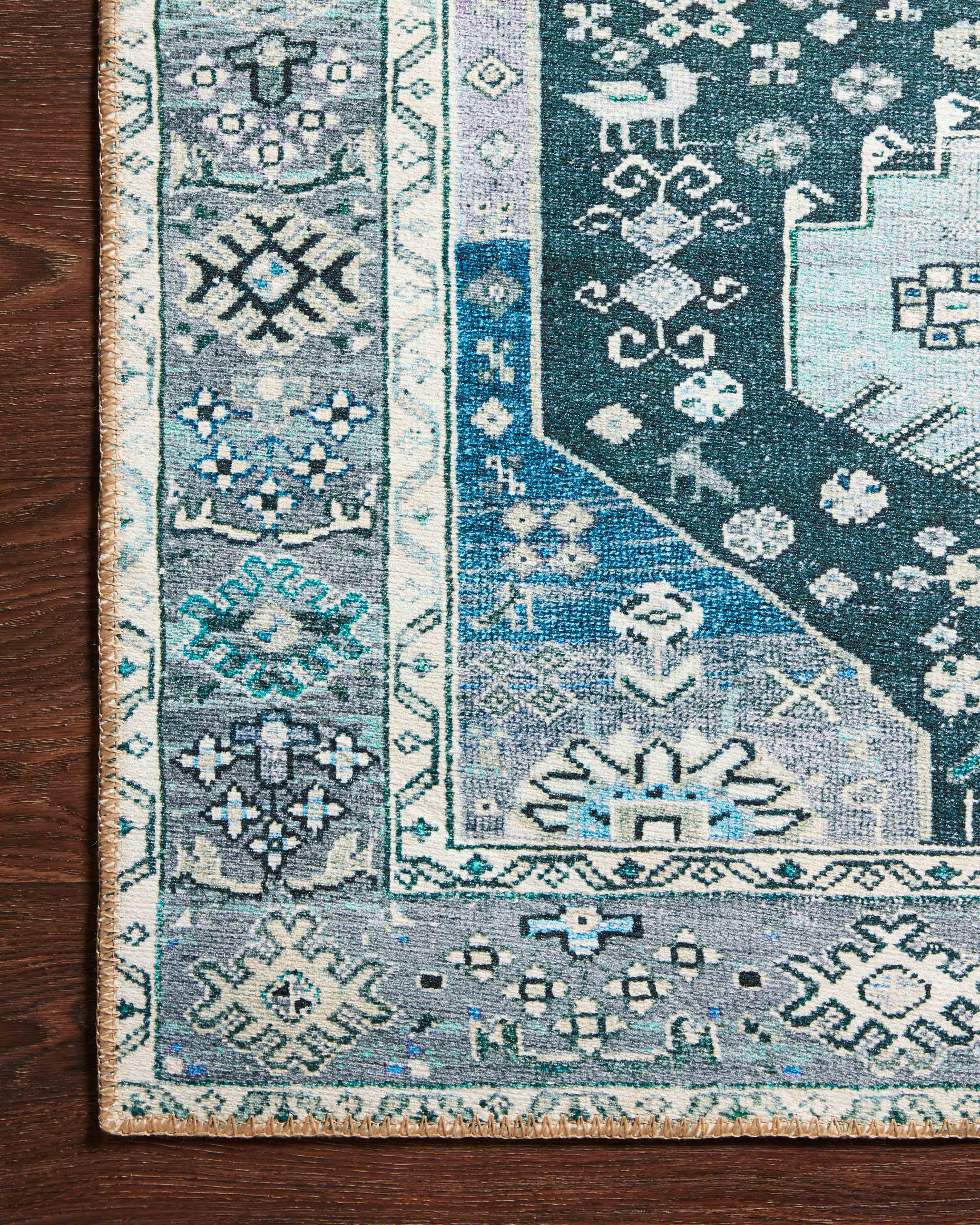 Echo Loom Grand Havana Blue / Sky 3'-6" x 5'-6" Accent Rug