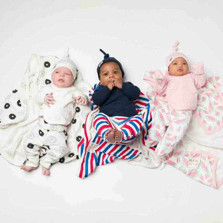 M A by Monica Andy Baby First Hello Cuddle Box Blanket Cap