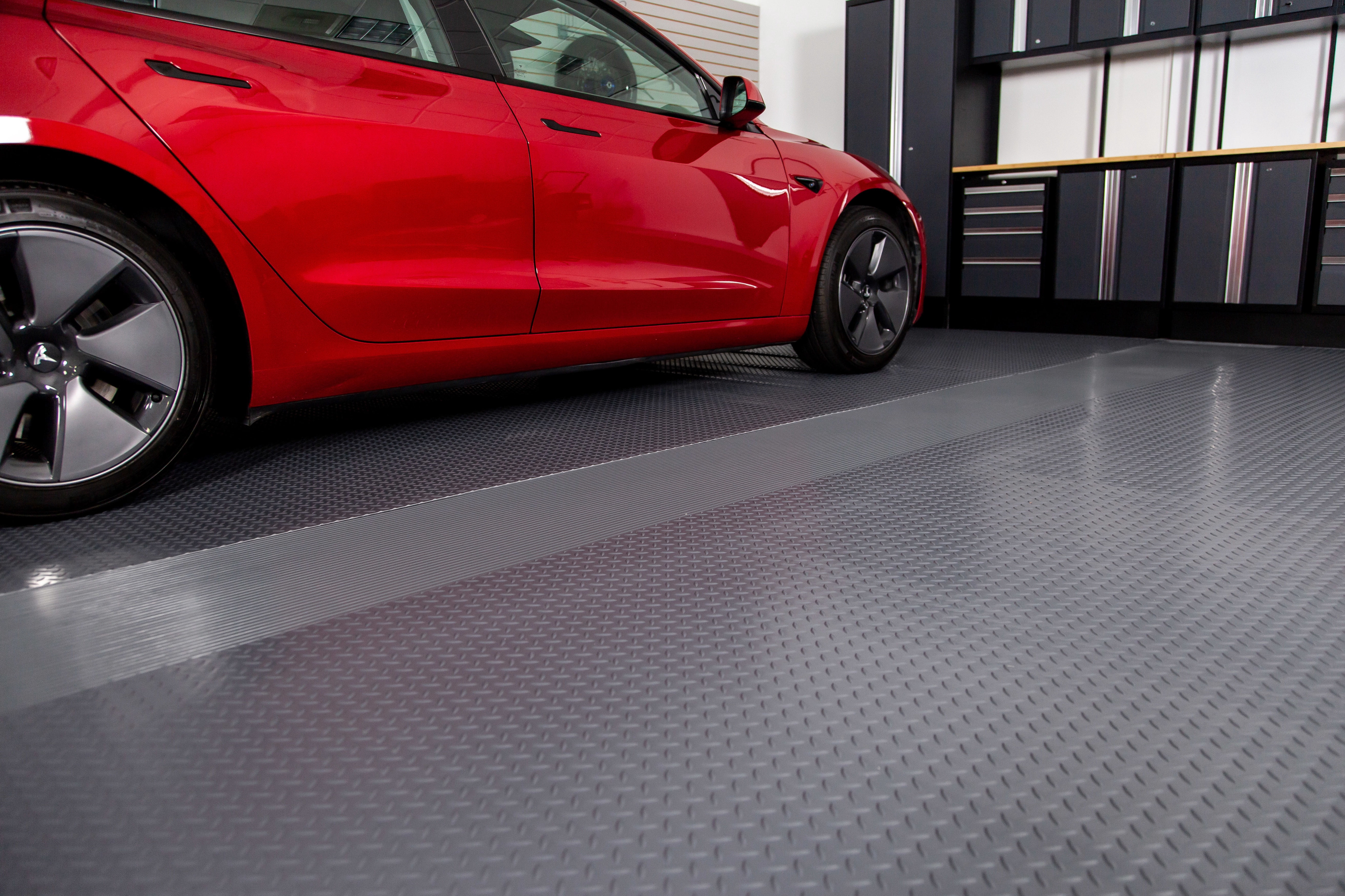G-Floor 30 in. x 24 ft. Ribbed Channel Vinyl Garage Runner - Slate Grey