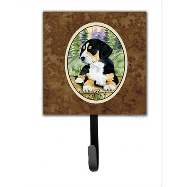 Key and clearance dog leash holder