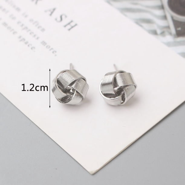 Pendientes pequeños de Metal para mujer, aretes redondos retorcidos de Color dorado, pequeños e inusuales, joyería de moda