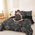 thumbnail image 4 of meiyoeat Vintage Bull Skull 7 Pieces Full Size Bedding Sets For Boys,Retro Aztec Geometric Rhombus Full Size Bed In A Bag For Kids,Black Reversible, 4 of 7