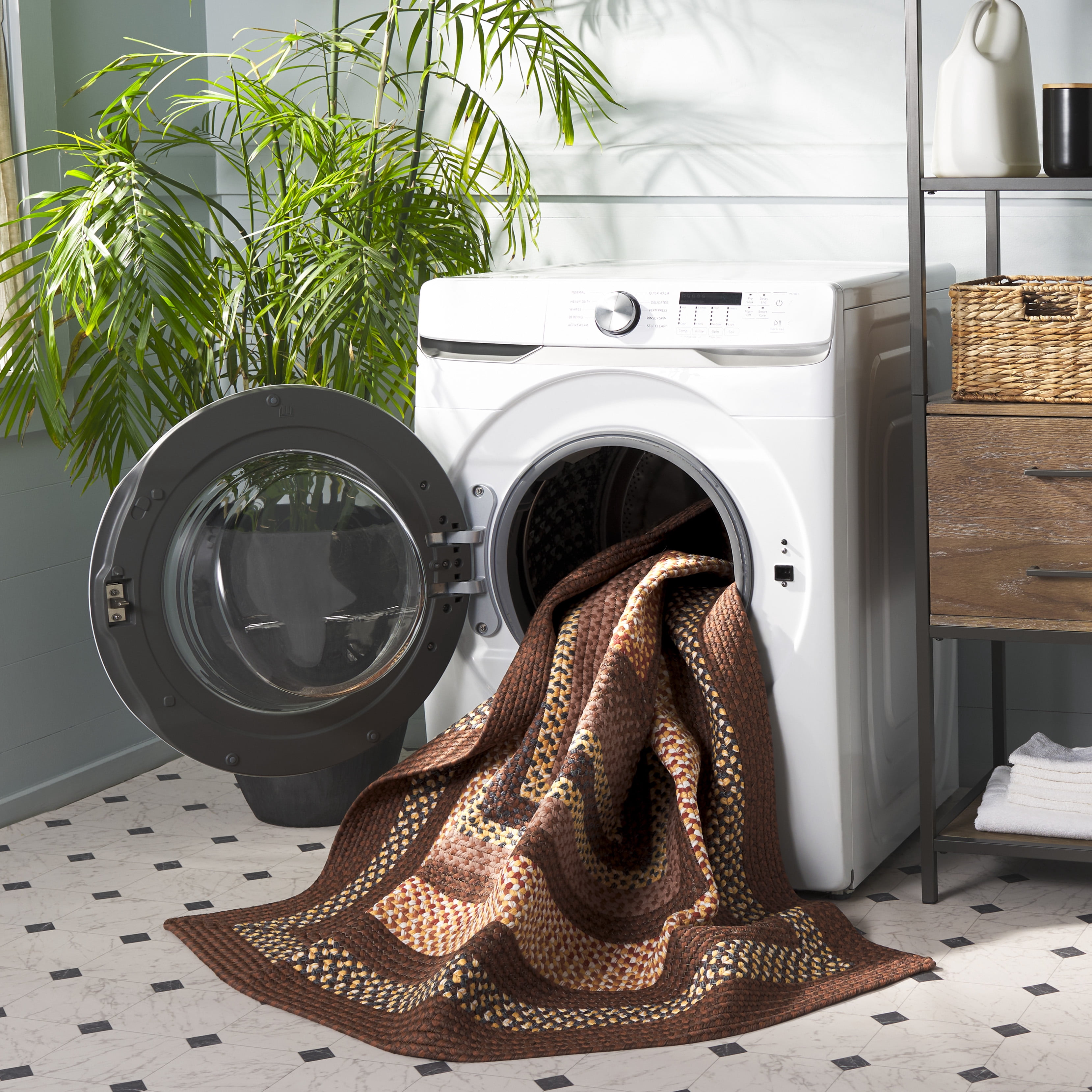 Safavieh Braided Angel Bordered Machine Washable Reversible Area Rug, Brown/Light Brown, 5' x 5' Square