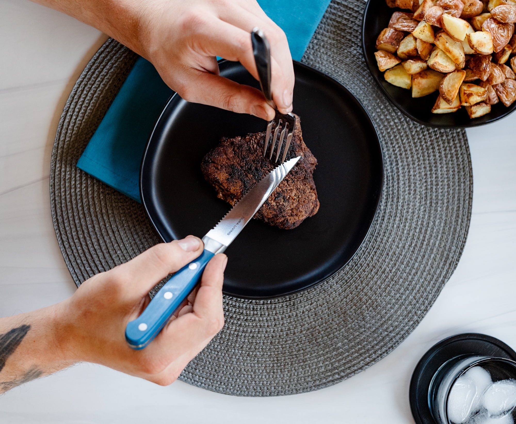 Dura Living 4 Piece Forged High Carbon Stainless Steel Steak Knife Set, Royal Blue