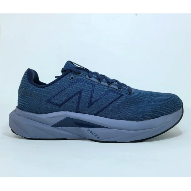 Size 10 Wide - New Balance FuelCell Propel V5 - Excellent