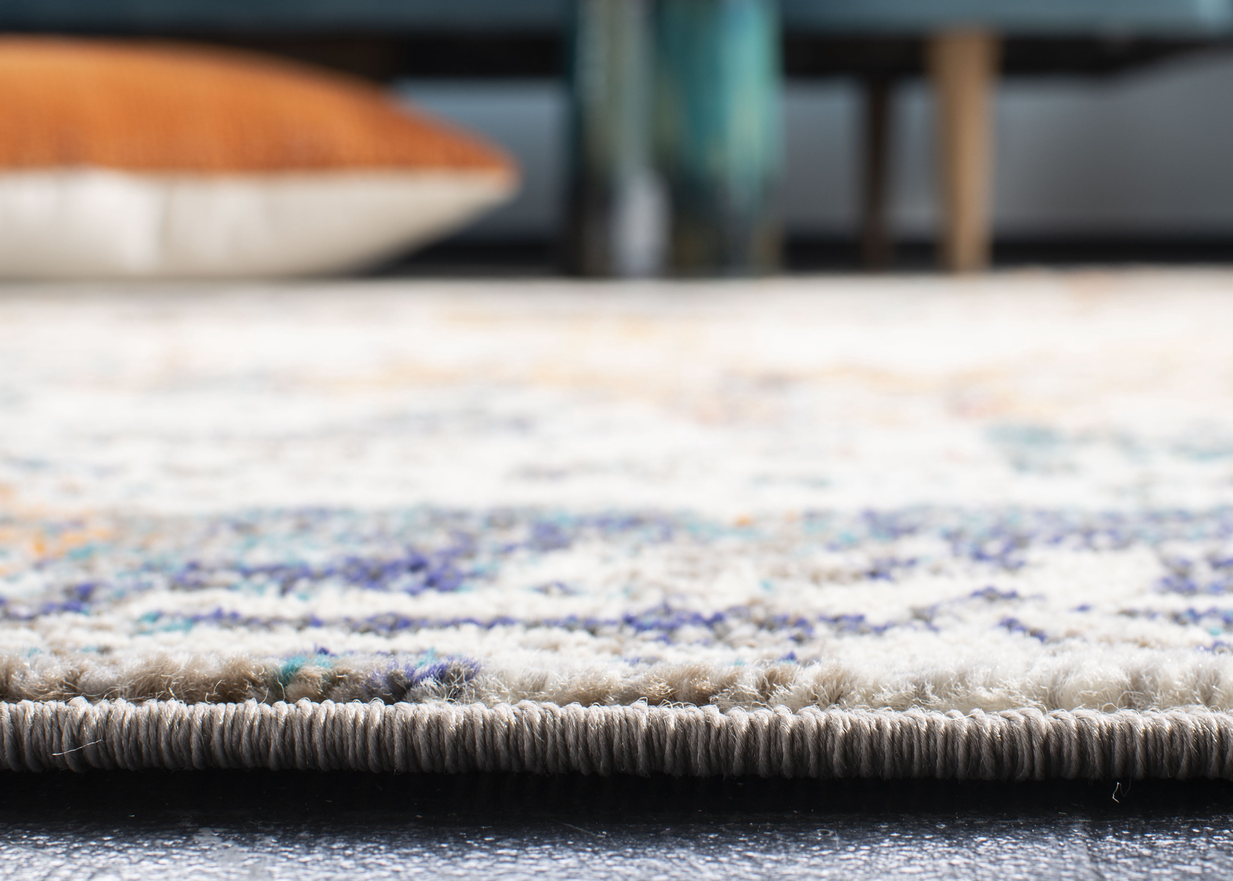 SAFAVIEH Madison Nita Vintage Floral Area Rug, Grey/Beige, 5' x 5' Square