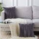 thumbnail image 5 of Juego de 2 piezas de funda de almohada decorativa y esponjosa para sofá, juego de almohada adecuado para cama, sala de estar, funda de almohada cuadrada de 18x18 pulgadas, 5 of 5