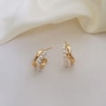 thumbnail image 5 of Pendientes de perlas para chicas adolescentes Pendientes minimalistas de piercing Pendientes de moda, 5 of 5
