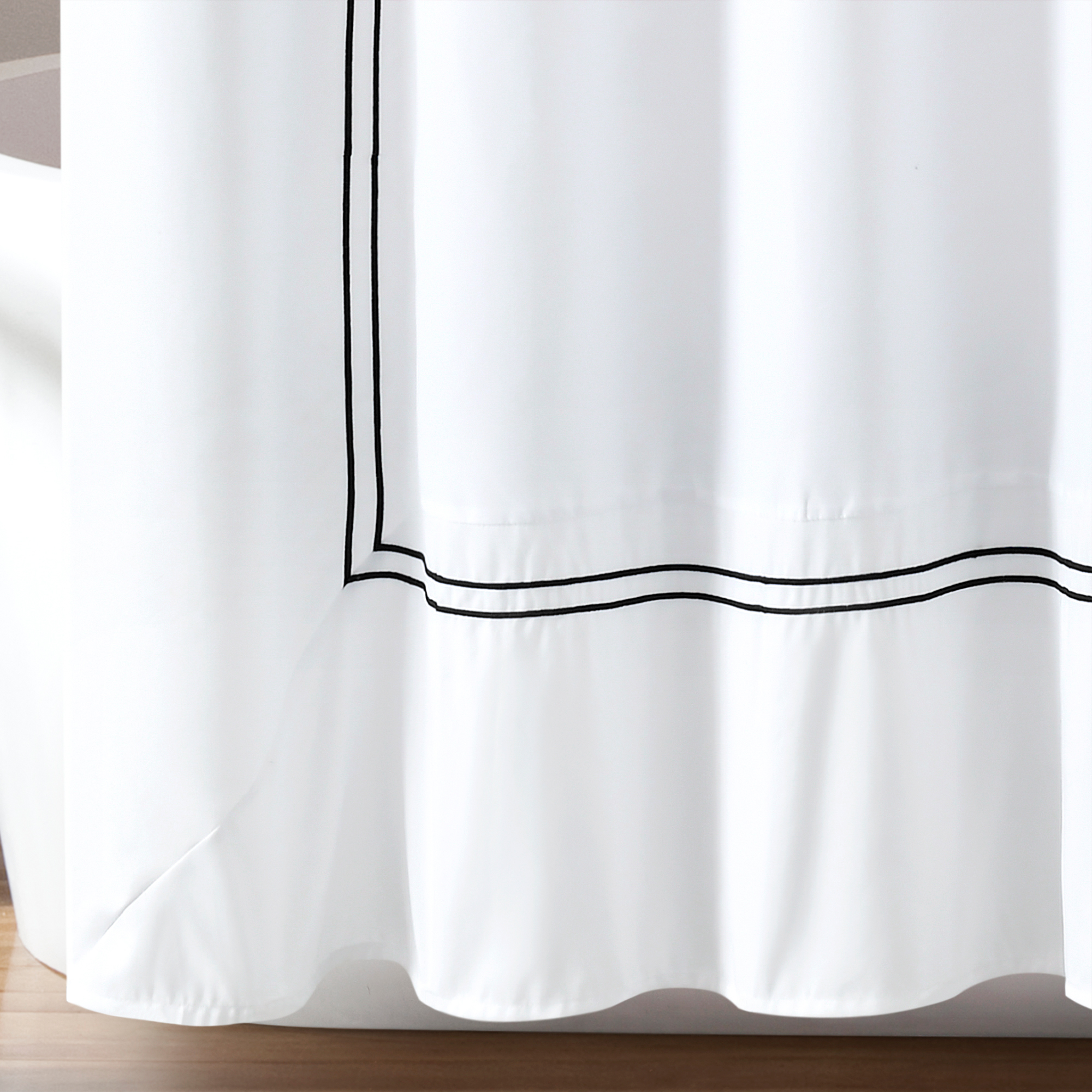 Lush Decor Micro Fiber Hotel Collection Shower Curtain White/Black Single 72X72