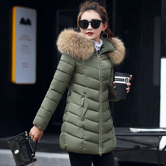 Chaqueta de algodón para mujer, chaqueta de algodón de corte entallado medio largo con cuello de piel grande y chaqueta de plumas para mujer