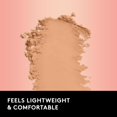 thumbnail image 3 of COVERGIRL Poudre Compacte Tenue Extrême, Beige Naturel, 3 of 7