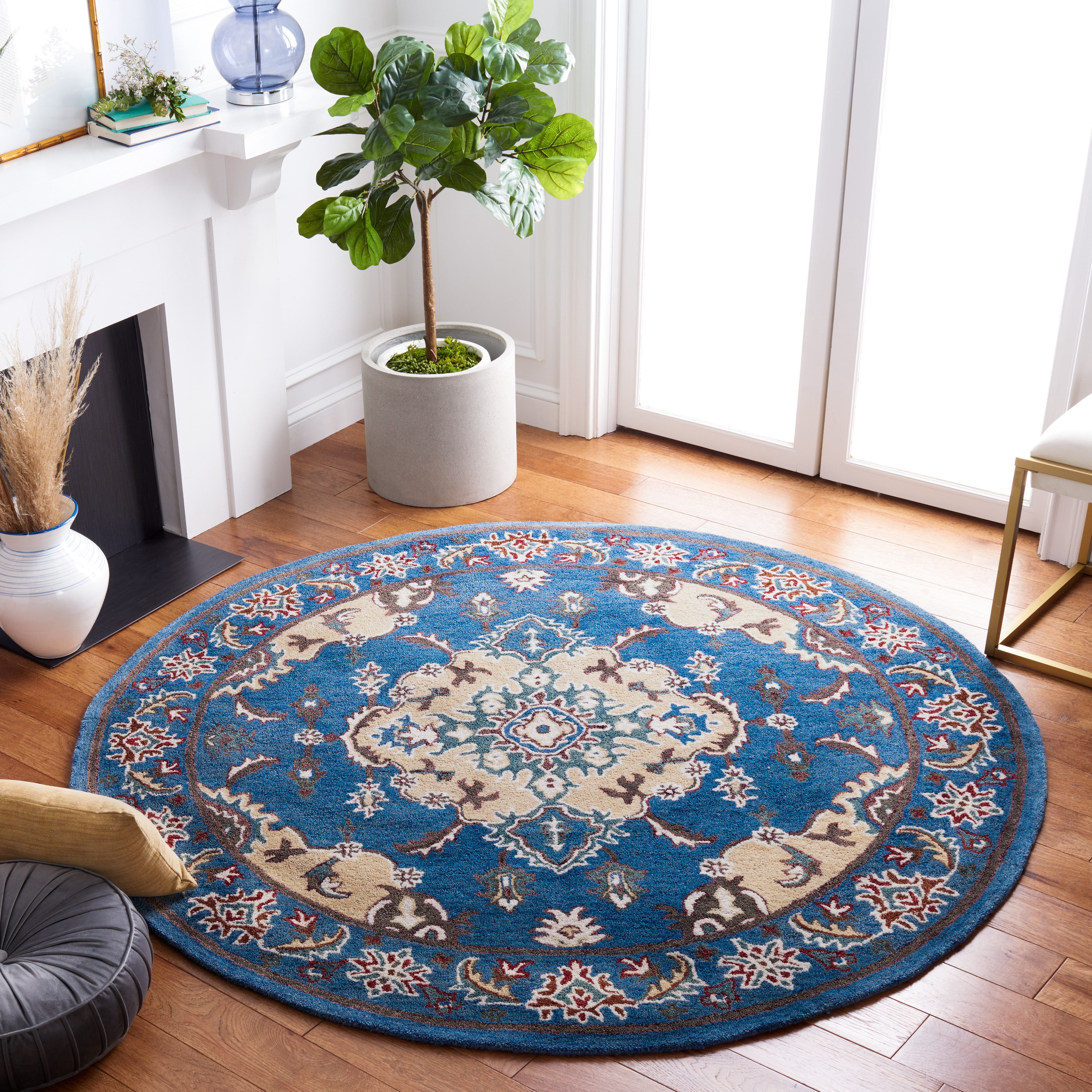 SAFAVIEH Antiquity Christopher Oriental Area Rug, Blue/Ivory, 6' x 6' Round