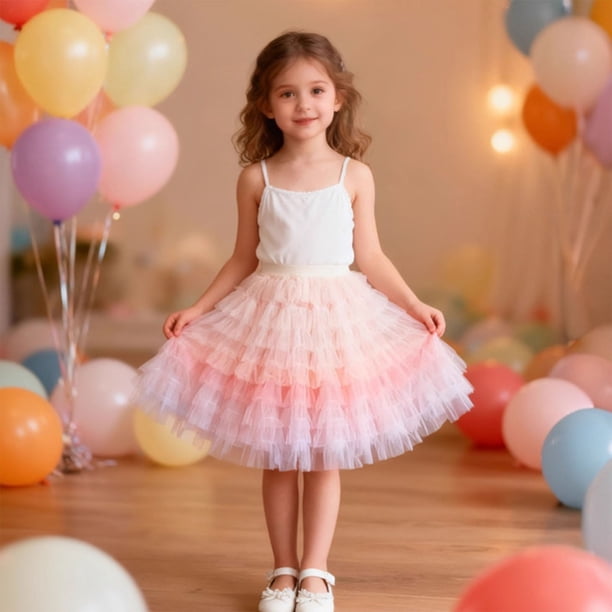 Falda para niña de talla mediana a grande, versátil y de malla abullonada.
