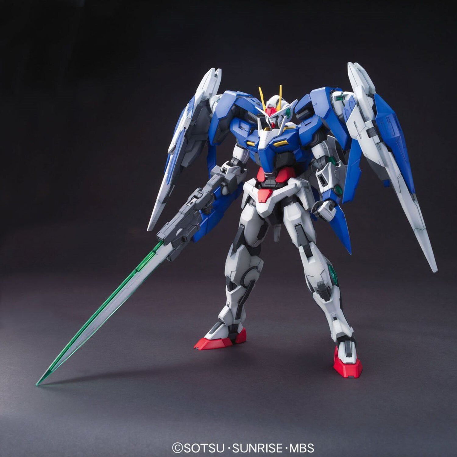 Gundam 00 Raiser MG 1:100  Model Kit