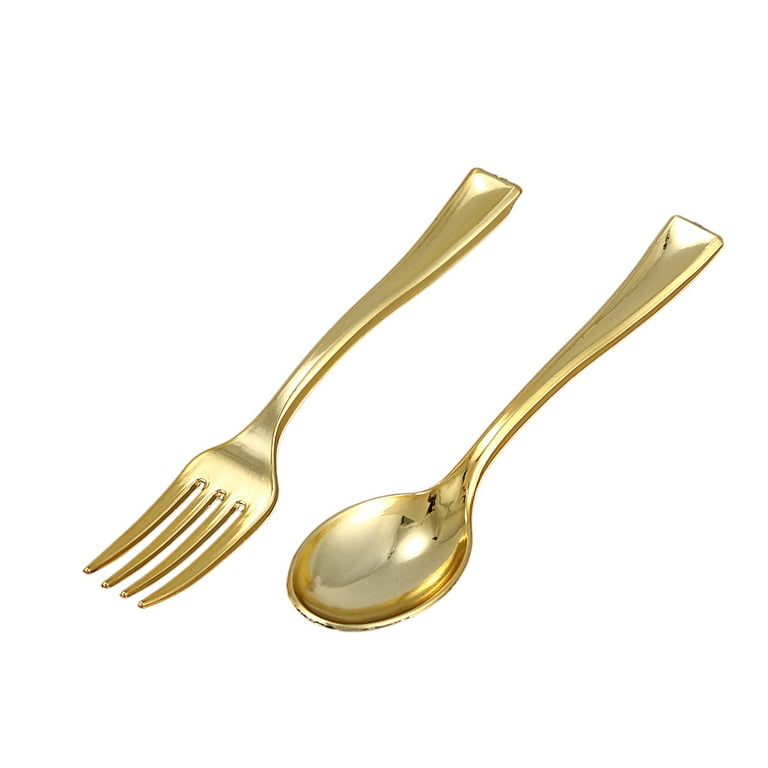 DecorFest Plastic Candy Scoop Gold