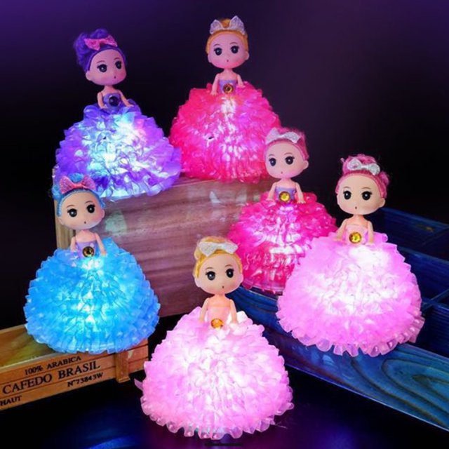 Muñeca princesa iluminada al azar, hecha a mano, muñeca bebé confusa, muñeca de dibujos animados con luces LED parpadeantes, juguetes de regalo para niños
