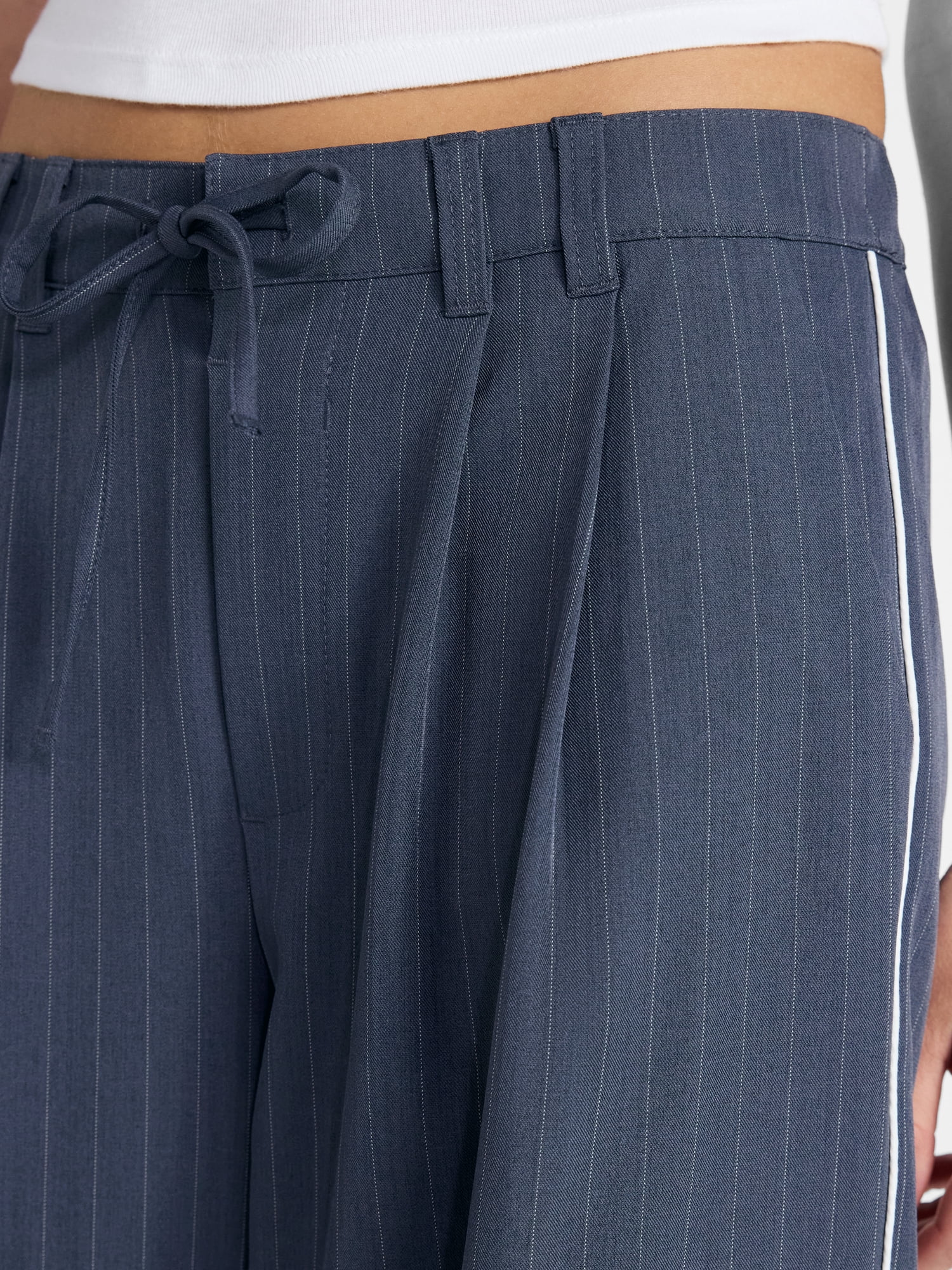 No Boundaries Pleated Trousers with Piping, 30" Inseam, Women's XXS-XXL