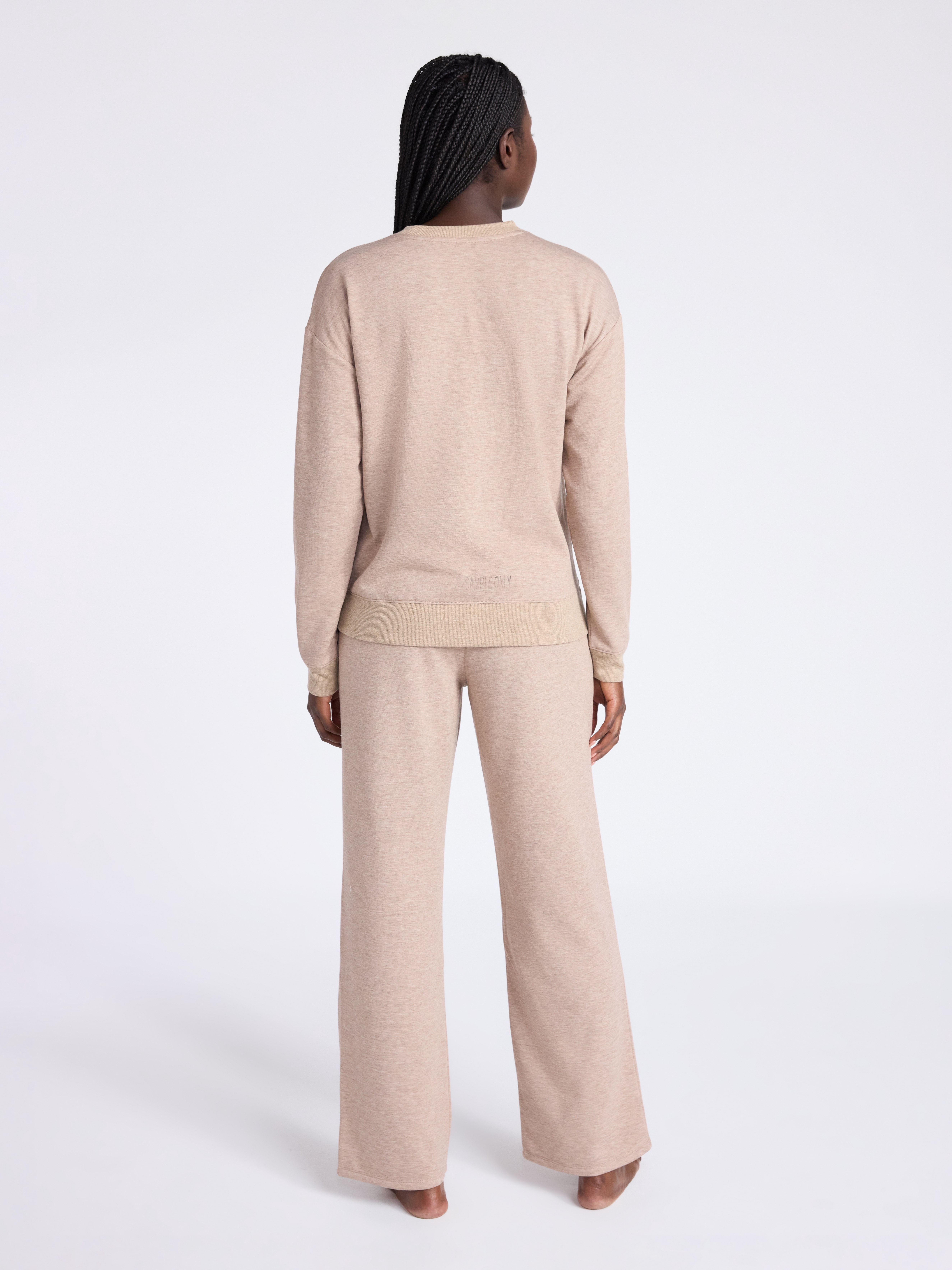 Joyspun Women's Fleece Long Sleeve Top and Straight Leg Pants Lounge Set, 2-Piece, Sizes XS-3X