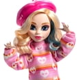 thumbnail image 3 of Muñeca y accesorios Monster High Wednesday, Enid Sinclair coleccionable en color rosa con boina y mochila, soporte para muñecas, 3 of 5
