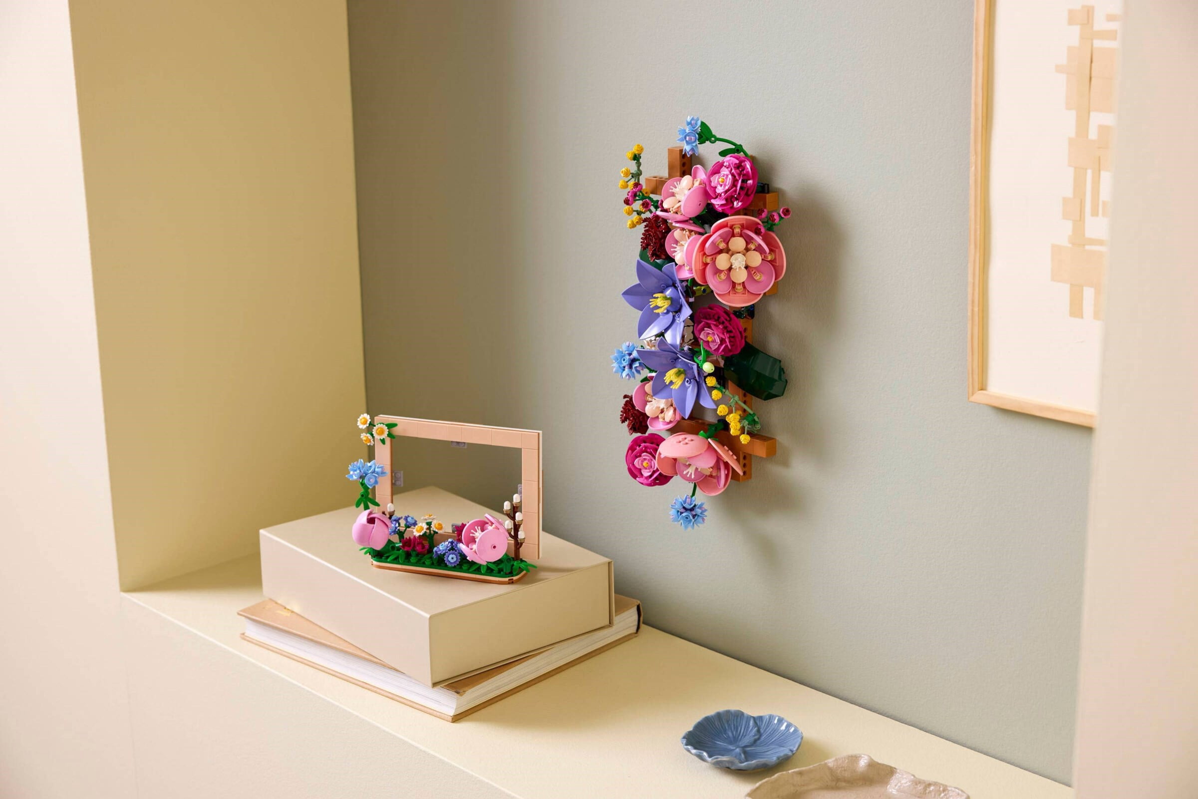 LEGO Botanicals Floral Picture Frame 310-Piece Flower Building Set with Daisy, Rose & Camellia, Decorative Photo Frame Display Gift for Kids Girls & Boys – 40916