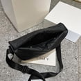 thumbnail image 2 of Bolso Bandolera Acolchado para Mujer Hobo Con Múltiples Bolsillos (), 2 of 8