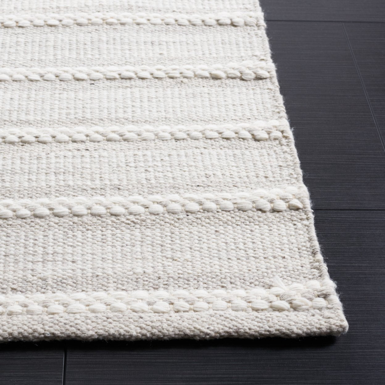 SAFAVIEH Kilim Mayra Striped Polyester Area Rug, Light Grey/Ivory, 8' x 10'