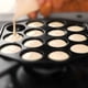 thumbnail image 4 of Yuarrent Bandeja para hornear Takoyaki, bolas multifuncionales, para barbacoa, antiadherente, resistente al desgaste, herramientas de cocina Utensilios de cocina, 4 of 6
