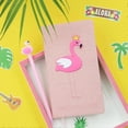 thumbnail image 4 of El juego de papelería 2 en 1 Flamingo incluye una caja de regalo, un cuaderno de bolsillo y un bloc de notas de tapa dura., 4 of 5
