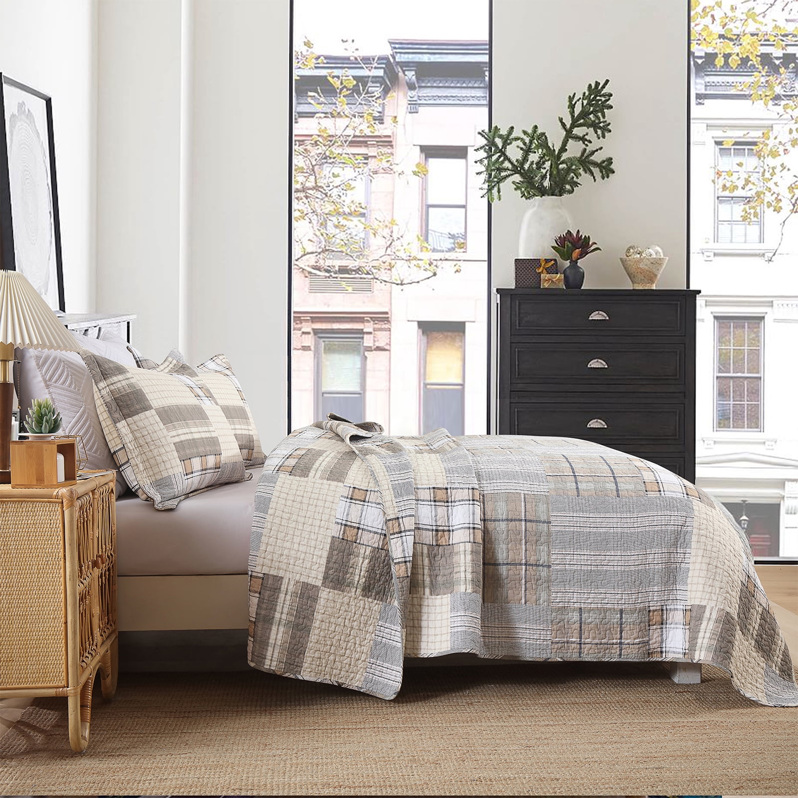 Bedduvit 100% Cotton King Size Quilt Set - Brown Farmhouse Patchwork Plaid Bedspread Cotton Quilt for King Beds in Tan, Lightweight Warm Spring/Summer Comforter Set for All Season, 3-Piece (98"x106")