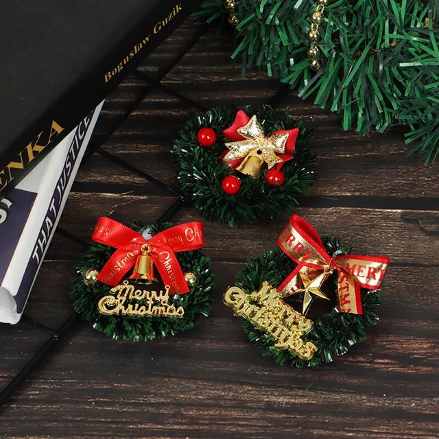 Corona en miniatura de 6CM para decoración de árbol de Navidad, accesorios para casa de muñecas, 1 unidad