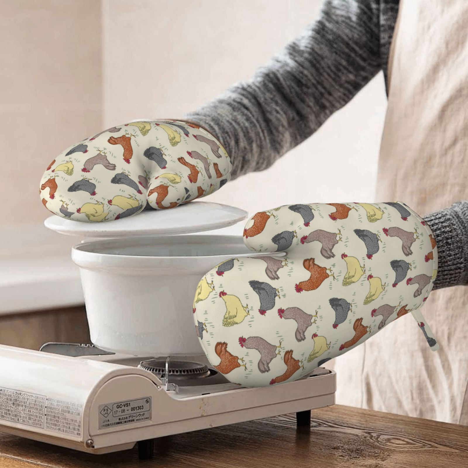 Hirioo Funny Chicken for Silicone Oven Mitts for BBQ, Baking, Cooking, Set of 2, Heat Resistant 260℃, Non-Slip Kitchen Essentials