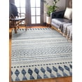 thumbnail image 3 of Linon Outdoor Washable Area Rug Collection, Ivory and Blue, 5' x 7', 3 of 8