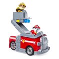 thumbnail image 4 of PAW Patrol, Camion de pompier 2-en-1 de Marcus transformable Split-Second avec 2 figurines à collectionner, 4 of 5